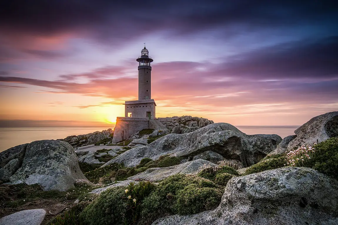 Faro de punta nariga spain