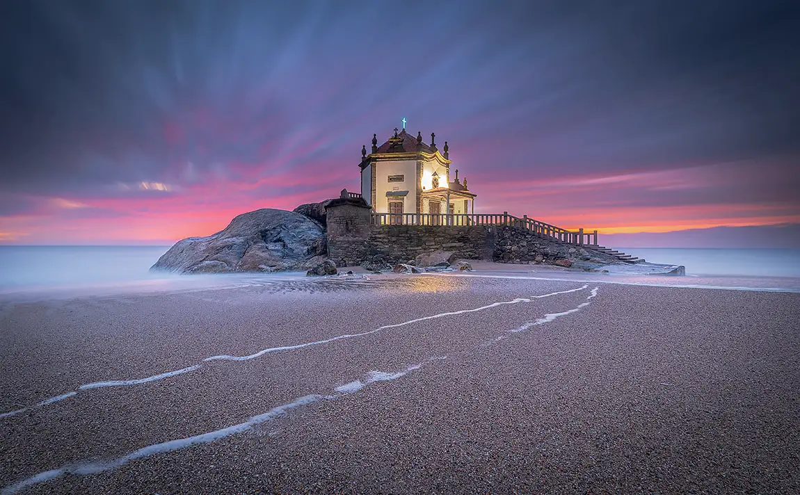Senhor da pedra miramar portugal