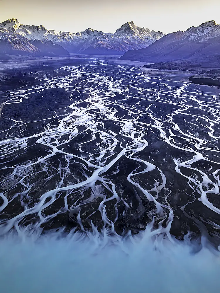 Braided river and lake pukaki, mt cook national park, new zealand