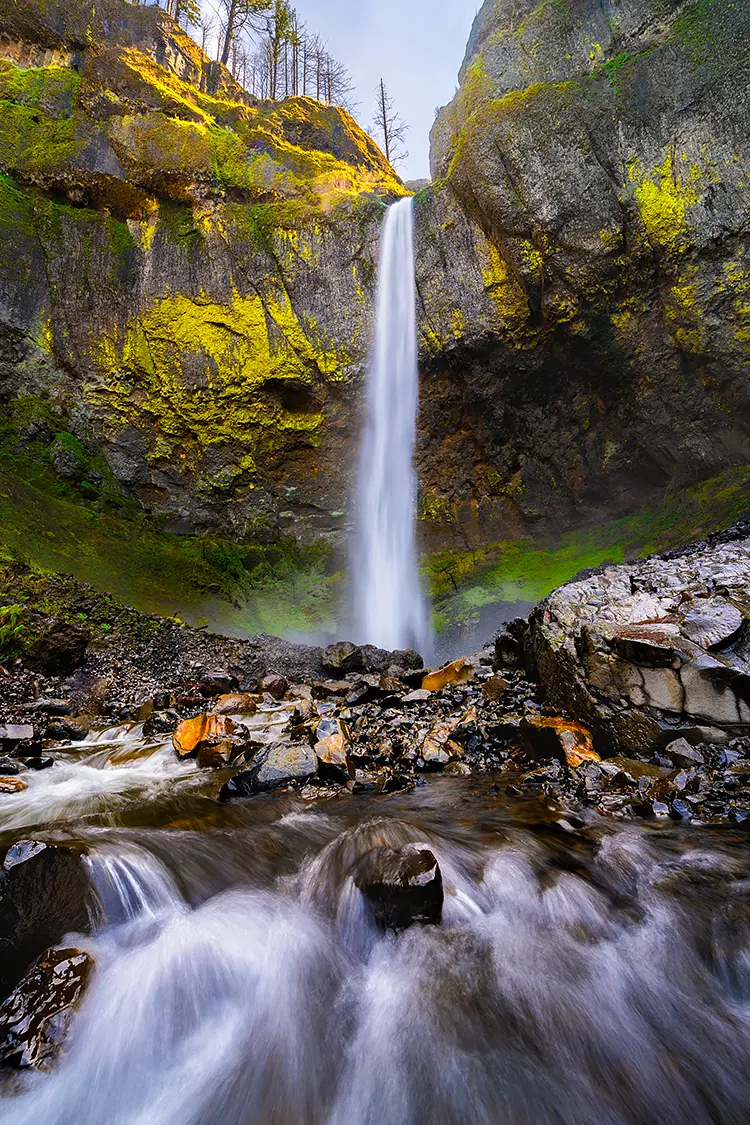 Elowah falls and mccord creek, columbia river gorge, oregon, usa
