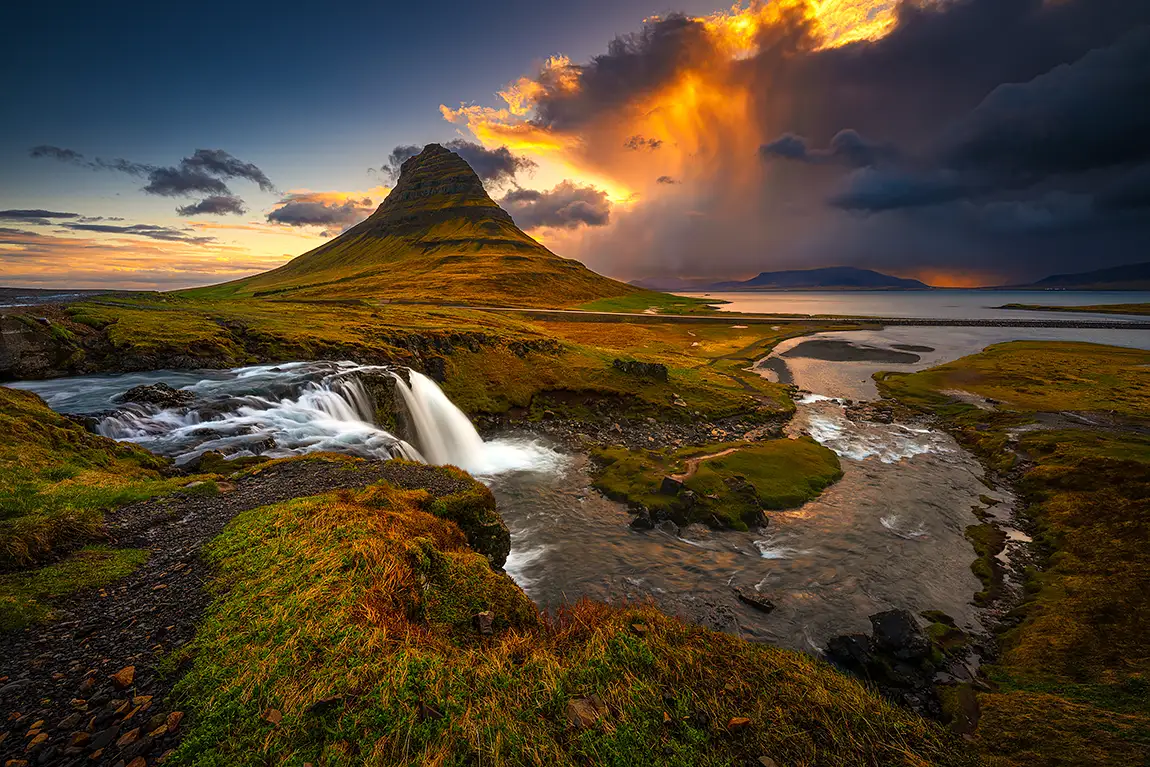 Kirkjufell sunrise, snaefellsnes peninsula, iceland