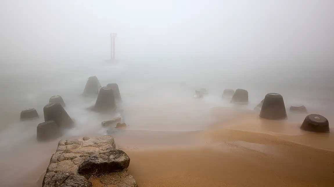 Misty barre d'etel, morbihan, france