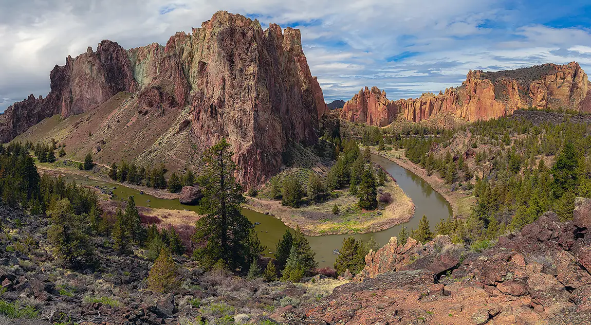 Smith Rock Canyon, Oregon, USA