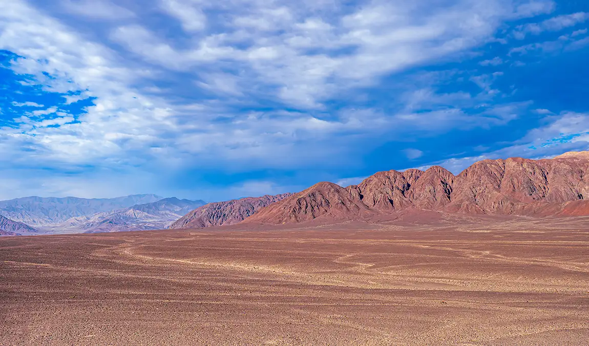 Flat Desert, Nazca, Peru