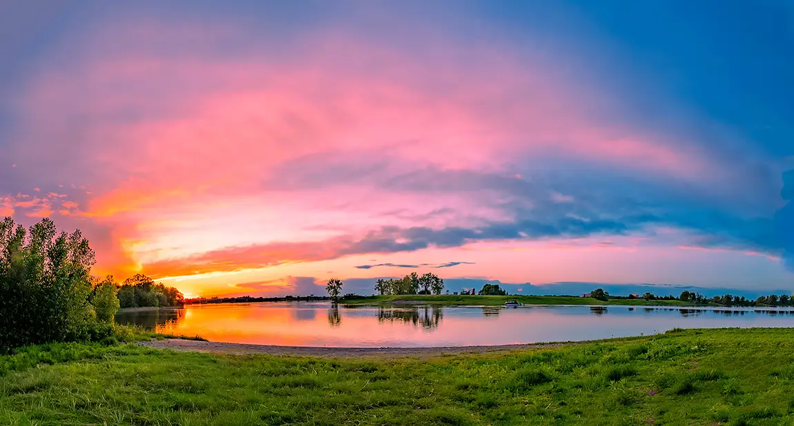 Sunset Cloud, La Coulee Grou, Montreal, Quebec, Canada