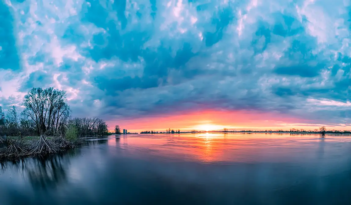 The Morning Lips, Plage de l'Est, Montreal, Quebec, Canada