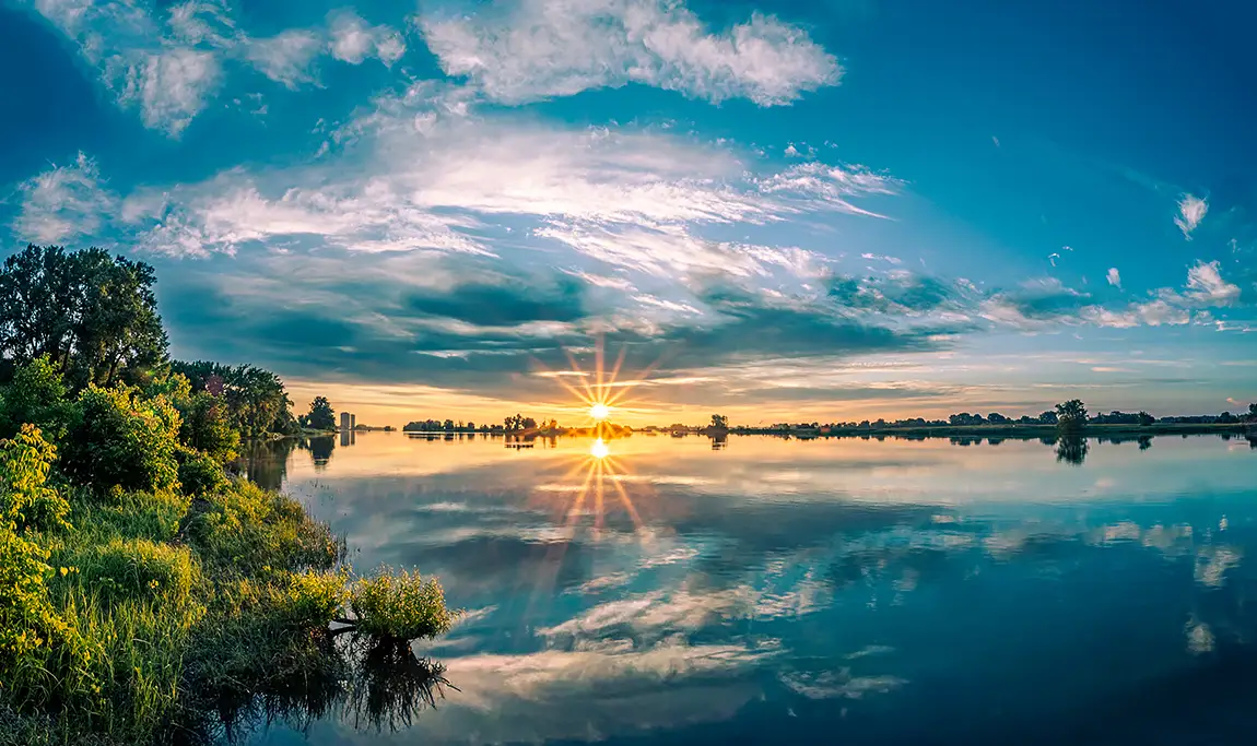 Magic Sunrise, Plage de l’Est, Montreal, Quebec, Canada