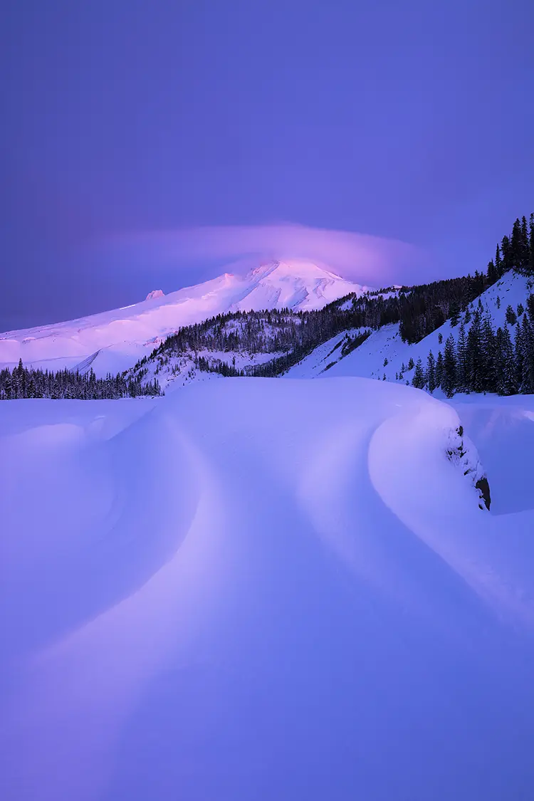 Mount Hood Curves, Oregon, USA