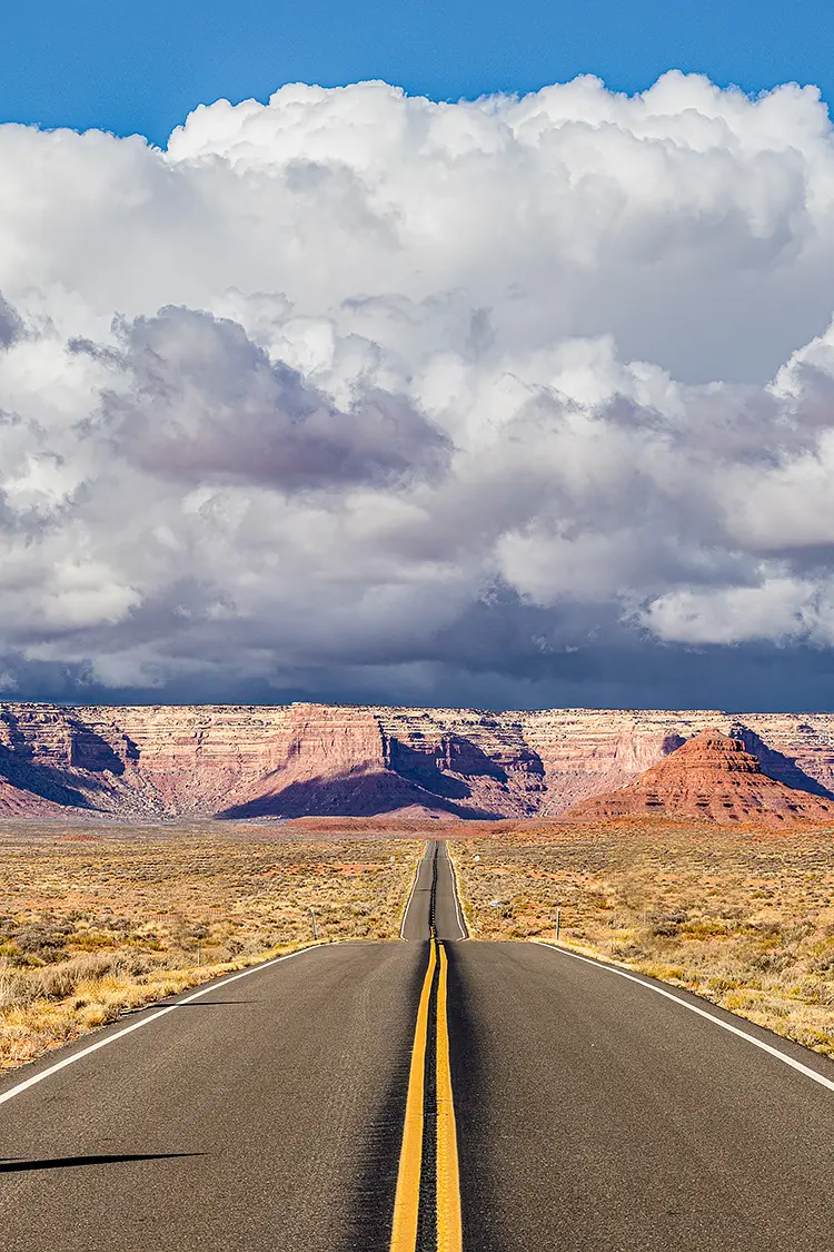 Highway 261, Approaching Moki Dugway, San Juan County, Utah, USA