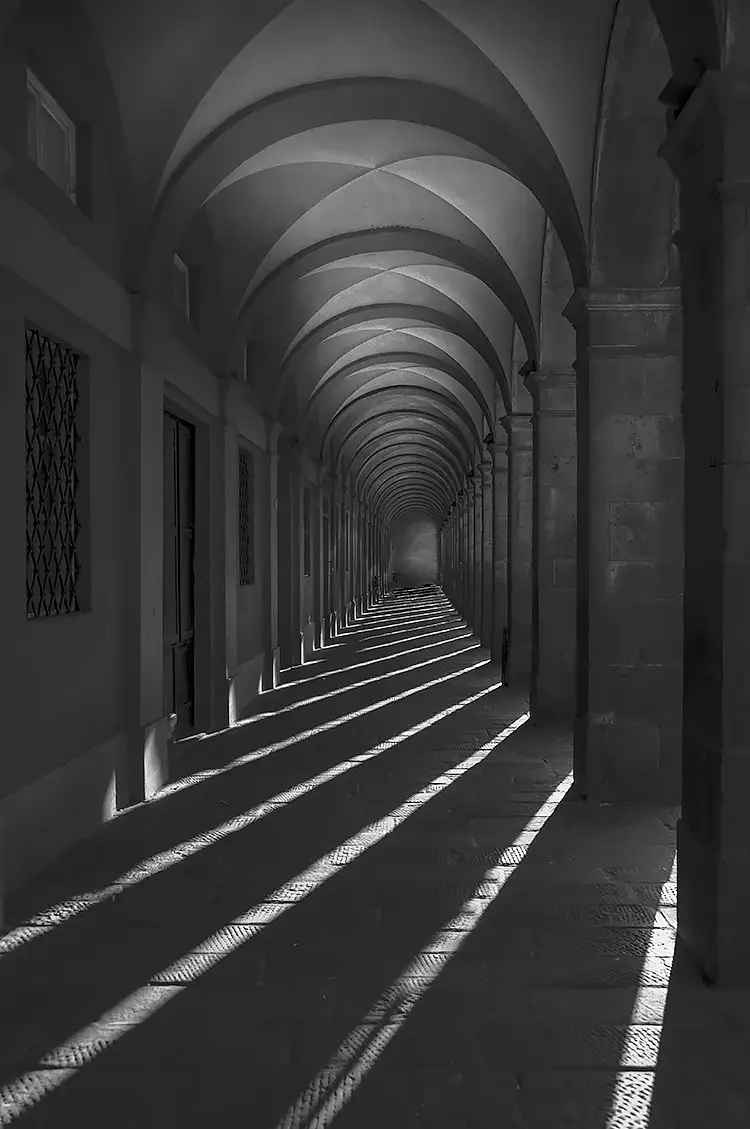 Leading Lines, Lucca, Tuscany, Italy