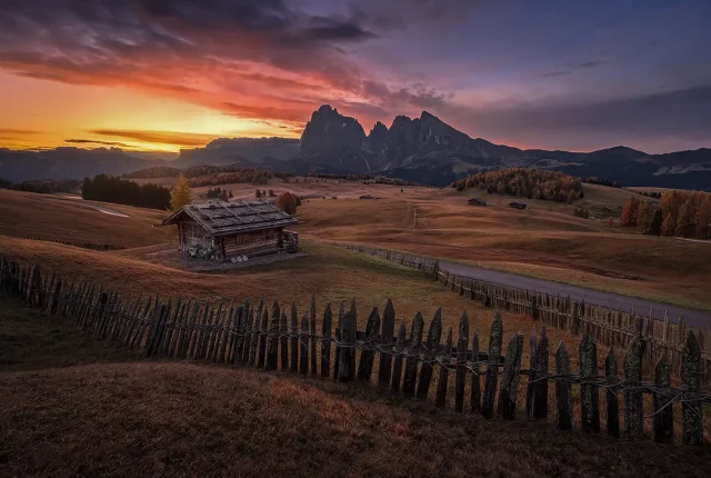 Alpe di siusi sunrise, dolomites, italy