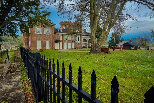 Autumn Secrets, Brownsville, Pennsylvania, USA
