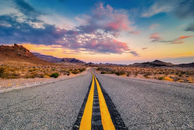 Full Tilt, Oatman Road, Old Route 66, Arizona, USA