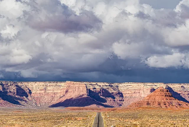 Highway 261, Approaching Moki Dugway, San Juan County, Utah, USA