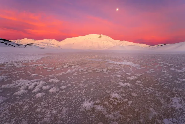 Hoar frost, mount vector, pian grande, castelluccio di norcia, italy