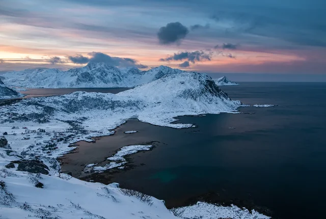 Holandsmellen, Lofoten Islands, Norway