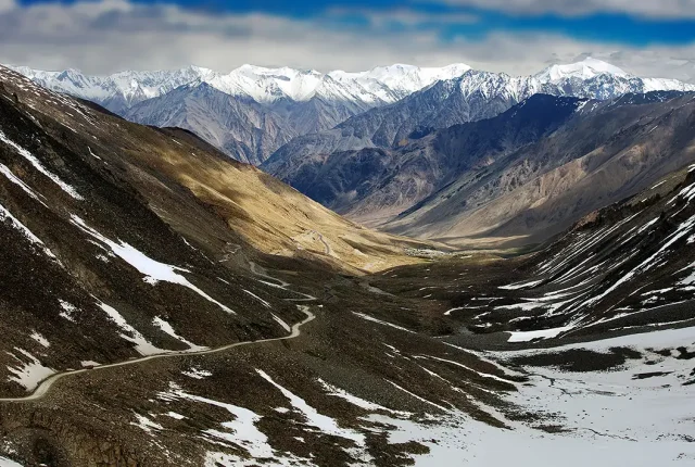 Khardung La Pass, Karakoram Mountain Range, Ladakh, India
