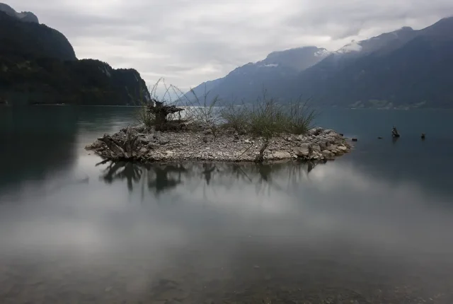 Lake Brienz Turquoise blue Waters, Interlaken Oberhasli, Bern, Switzerland
