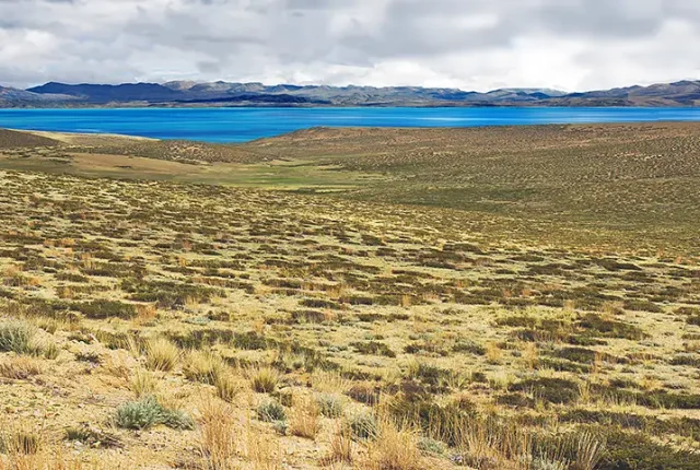 Lake Manasarovar, Burang County, Tibet Autonomous Region