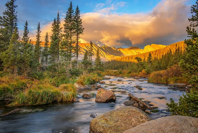 Long Lake Sunrise, Indian Peaks Wilderness, Colorado, USA copy