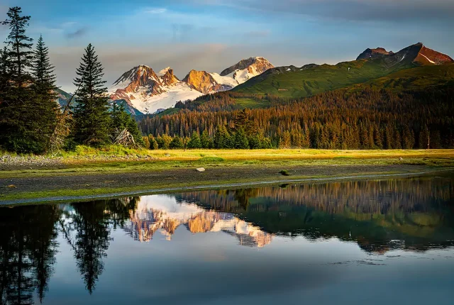 Mt lliamna, Lake Clark National Park, Alaska, USA