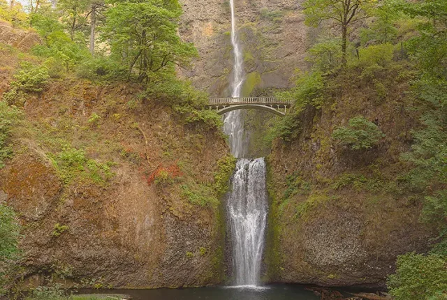 Multnomah Falls, Columbia River Gorge, Oregon, USA