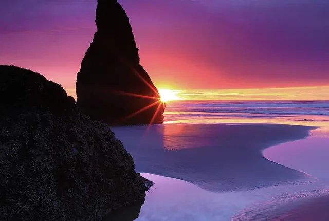 Sun Star And Wizards Hat, Face Rock Beach, Bandon, Oregon, USA