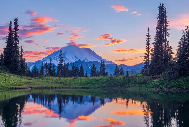 Tipsoo Lake Sunset, Mt Rainier National Park, Washington, USA